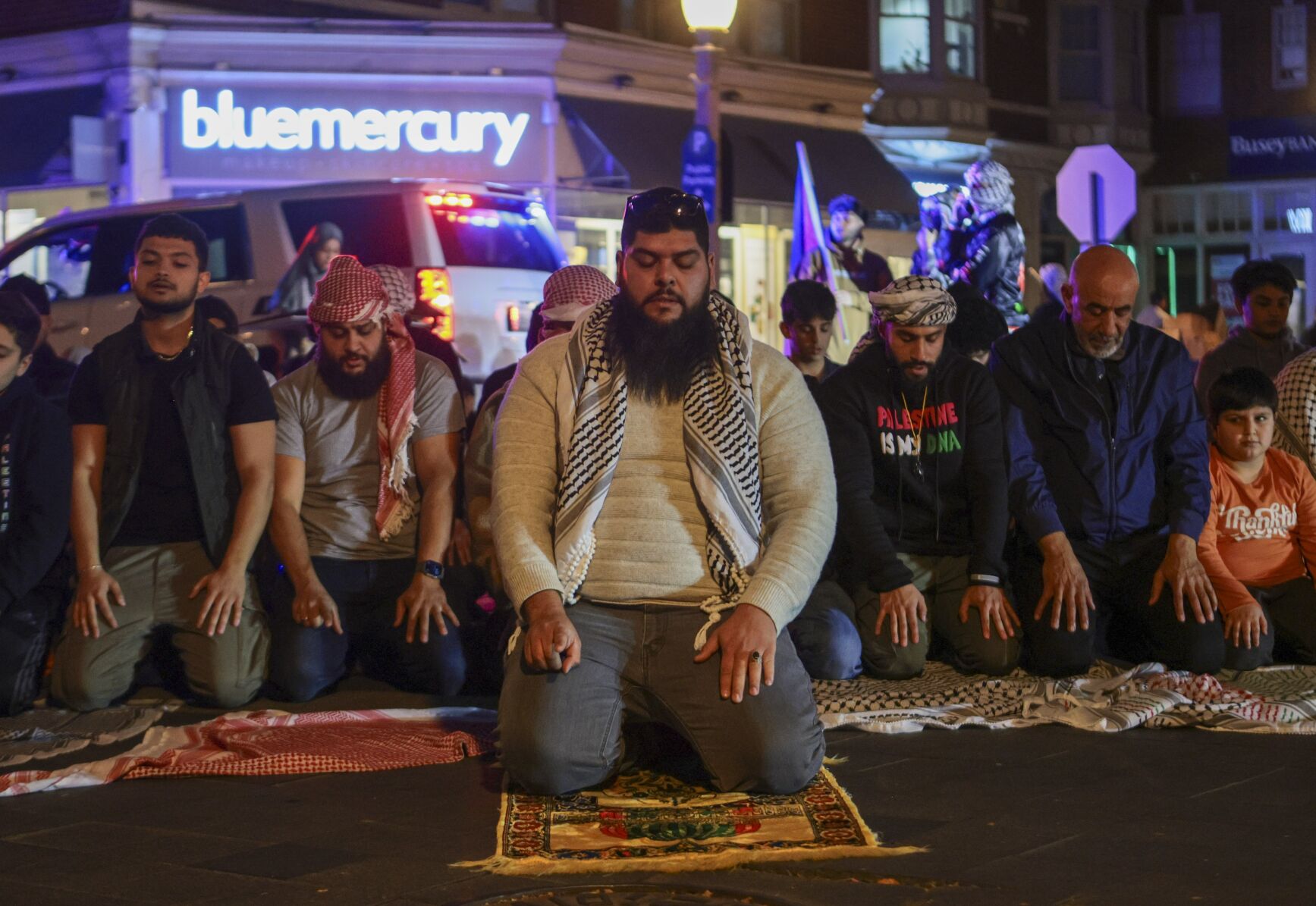 Peaceful protest for Palestine marches through Central West End